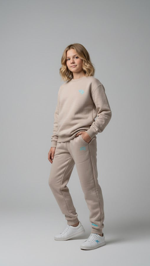 SABRHERO Luxury Kids Tennis Jumper & Trousers Set – Premium Junior Tennis Apparel SABRHERO